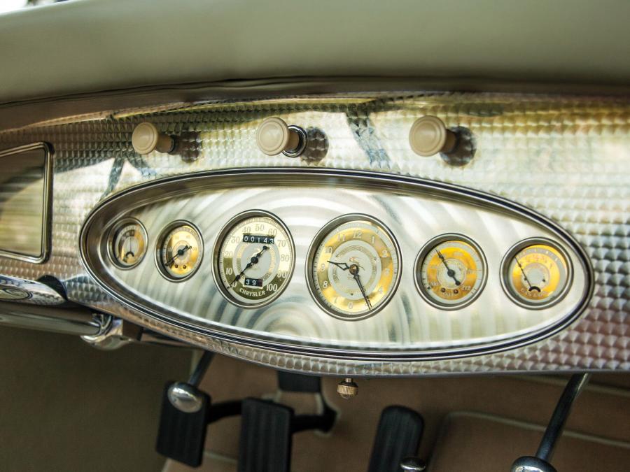  Chrysler Custom Imperial Roadster Convertible by LeBaron 1933 года  (фото 9 из 20)